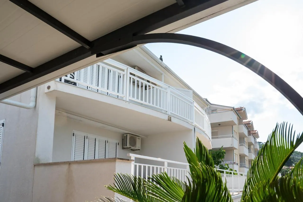 Vdl Apartments Trogir