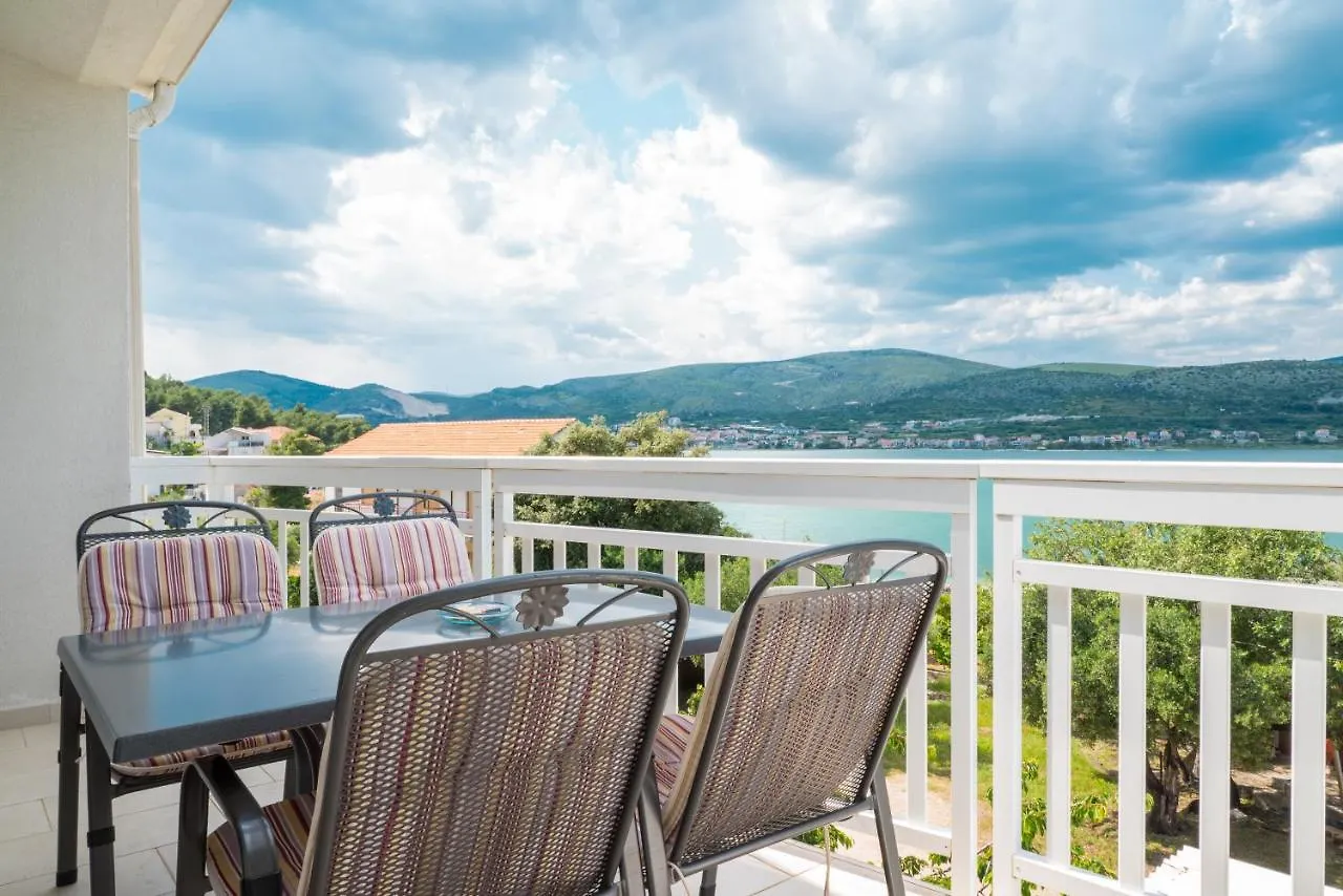 Vdl Apartments Trogir